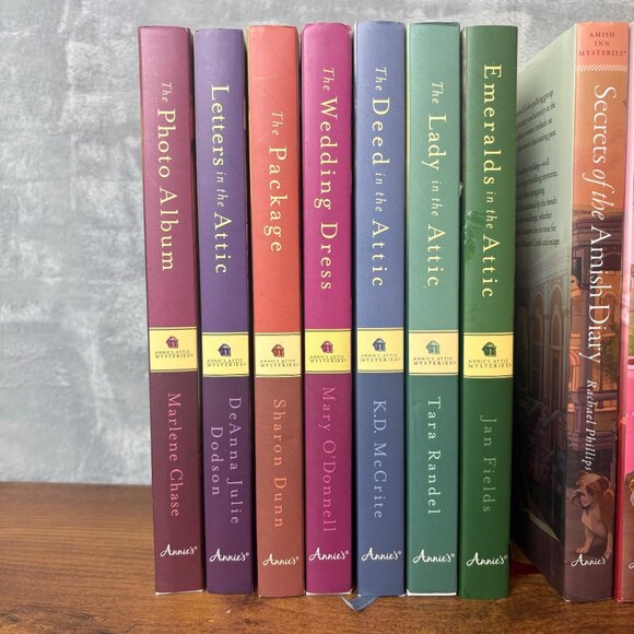 20 Annies Attic & Amish Inn Mysteries Hard back Book Lot Ribbons HbDj - Picture 2 of 12